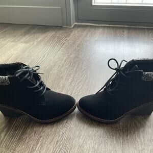 White Mountain Women's/Teen Size 5.5 Booties Black Warm Winter/Snow Boots